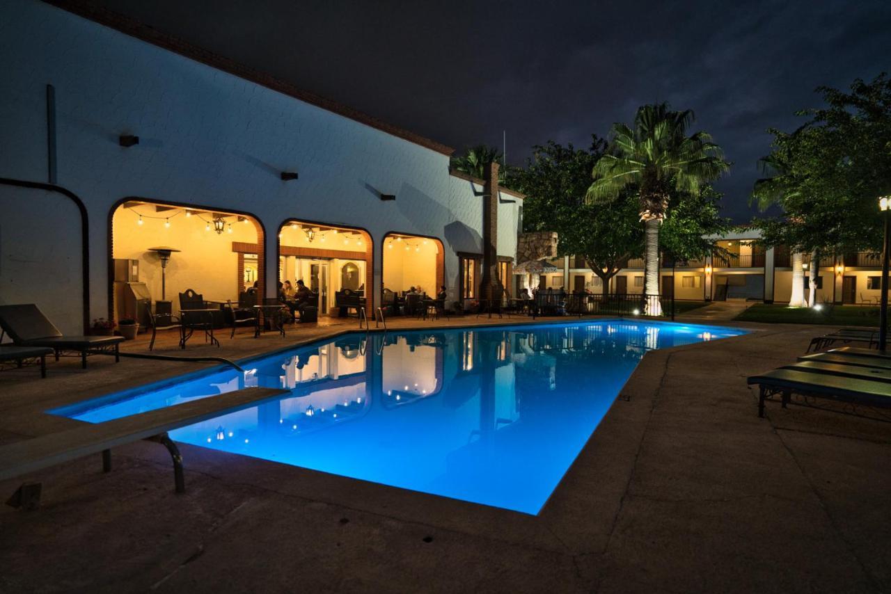 Hotel Hacienda Nuevo Casas Grandes Eksteriør bilde