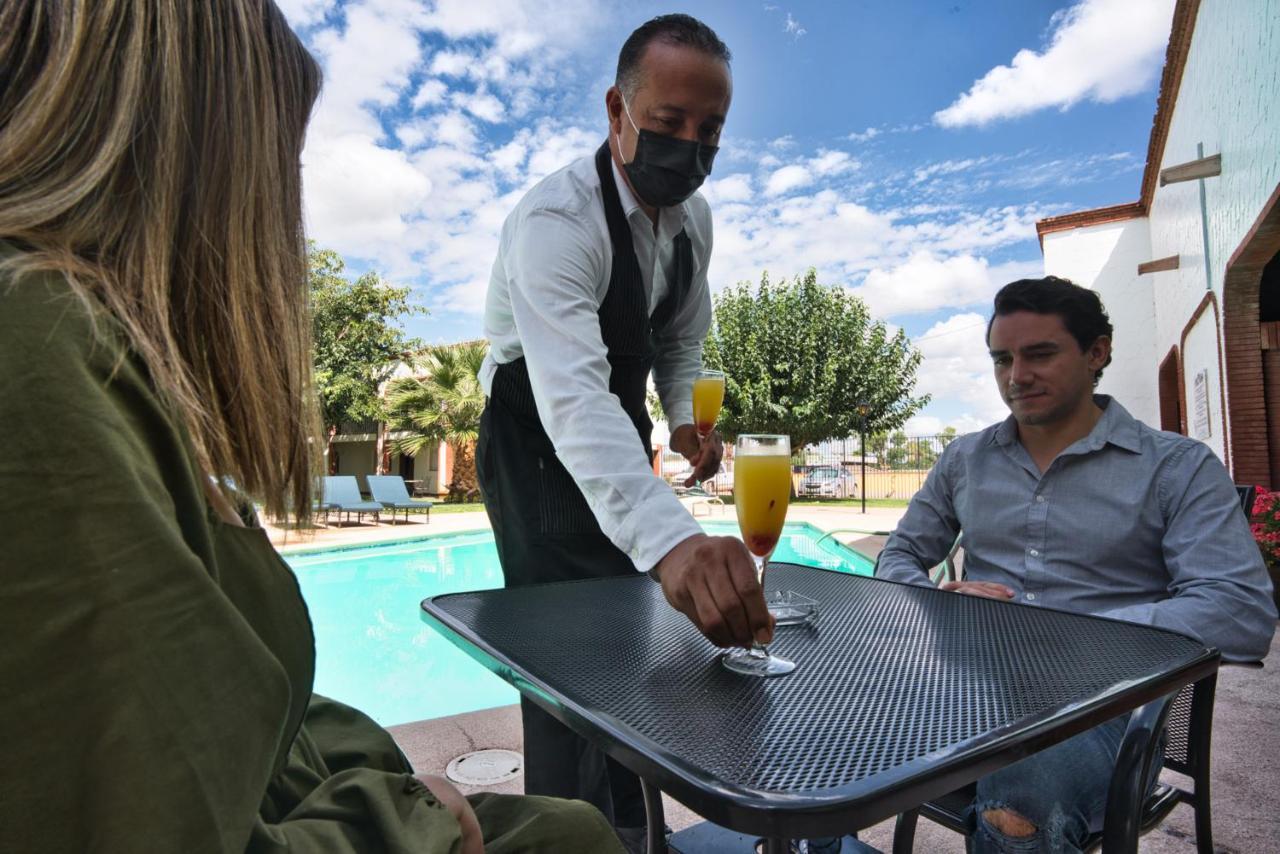 Hotel Hacienda Nuevo Casas Grandes Eksteriør bilde