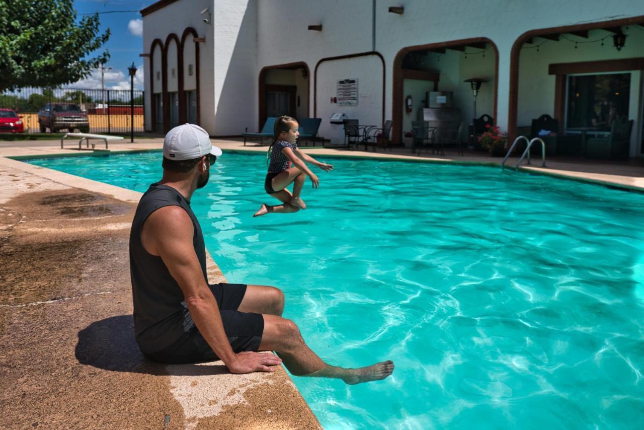 Hotel Hacienda Nuevo Casas Grandes Eksteriør bilde